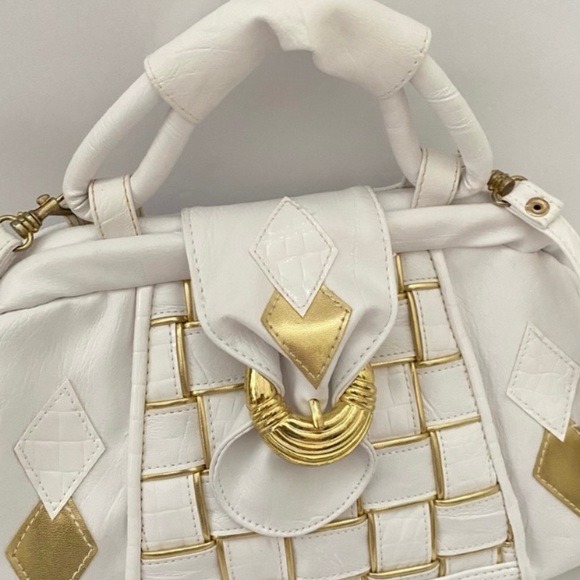 (R) Vintage Gold and White Geometric Pattern Purse With Removable Strap - Picture 5 of 16